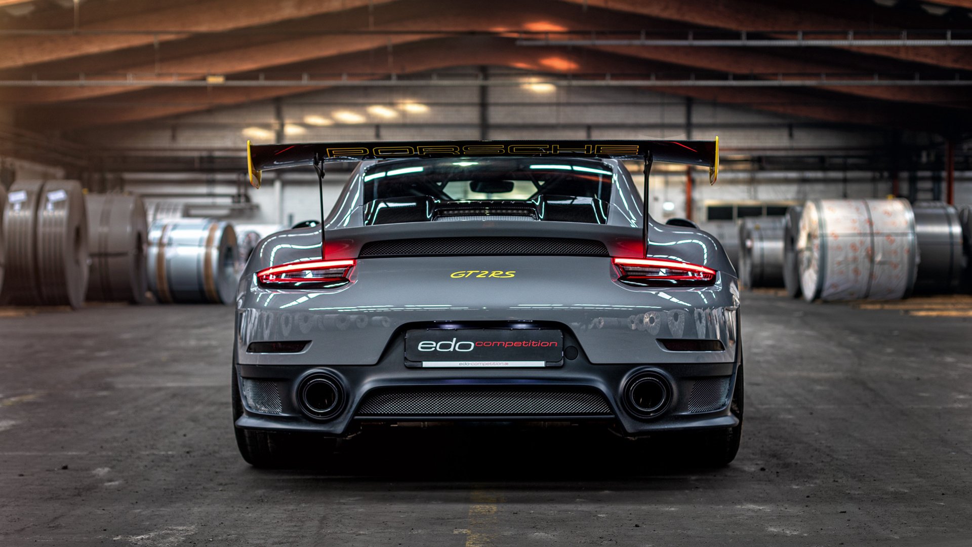 体育新闻中心运动装备革新,体育新闻报道